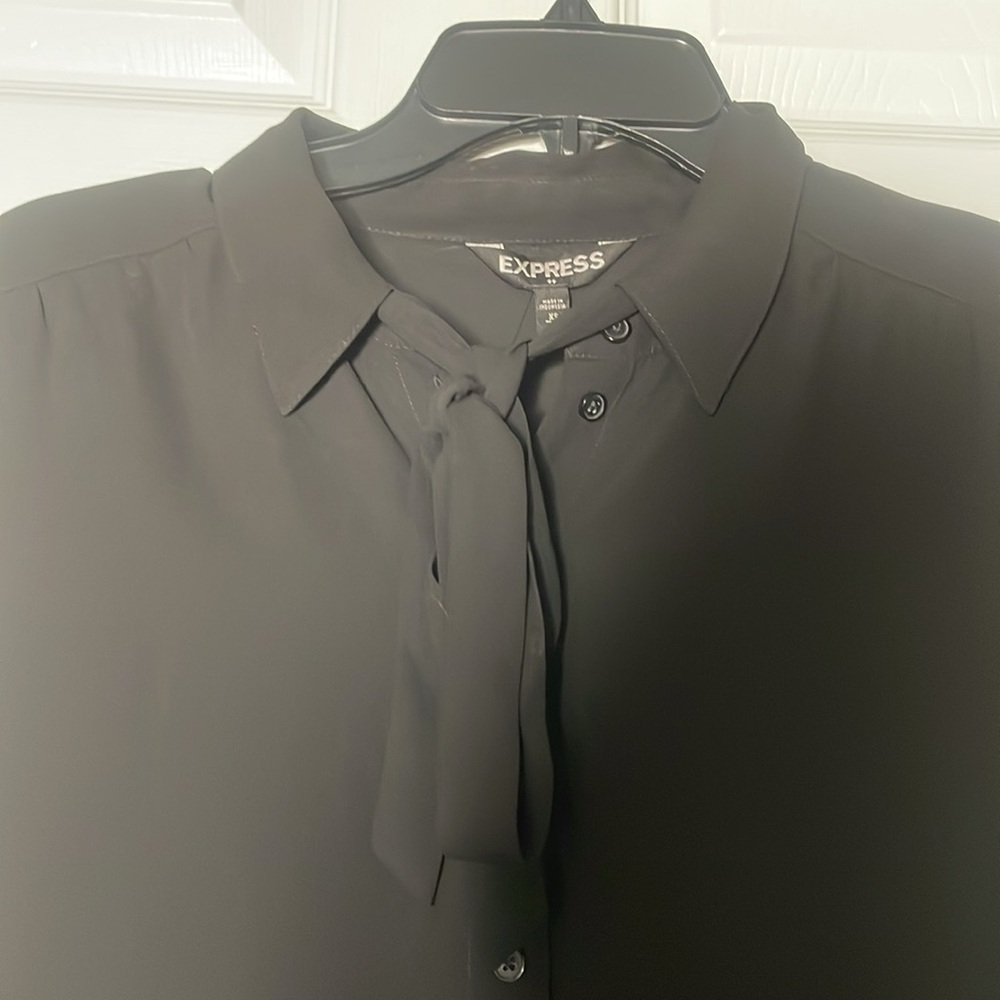 Express Tie Front Button Down Long Sleeve Blouse - Picture 2 of 4